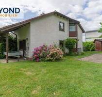 Wohnoase für die ganze Familie: Frei stehendes Haus mit großem Garten und Wintergarten! - Borken