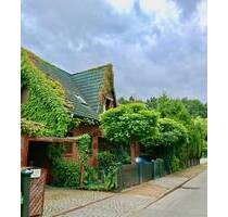 Courtagefrei - Traumhaus in exklusiver Wohnstrasse Nähe Krupunder See Pool - Whirlpool- Studio - Ankleidezimmer - Hamburg Eidelstedt