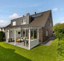 Ihr neues Zuhause in Scharnebeck - Hochwertige Doppelhaushälfte mit Garten, Wallbox & mehr