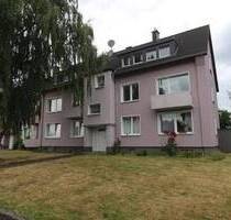 KORSCHENBROICH-GLEHN- SEHR GUT AUFGETEILTE DREIZIMMERWOHNUNG IM DACHGESCHOSS (2.OG)