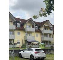 Dachgeschosswohnung mit Balkon und Wohnraum auf der Empore inklusive TG-Stellplatz - Mainburg