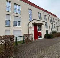 Baujahr 2013 Moderne Eigentumswohnung mit Terrasse und kleinem Garten in Köln-Porz