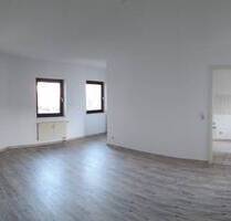 ruhige 1- Raumwohnung im Dachgeschoss Hinterhaus in der Blumenstraße ! - Görlitz Innenstadt