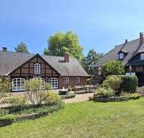 Dieses außergewöhnliche Anwesen verbindet historischen Charme mit modernster Ausstattung - Angebotsverfahren - Hillerse Volkse