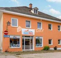 Ideal für Investoren! Gepflegtes MFH mit 3 Wohnungen und 2 Gewerbeflächen - Reisbach