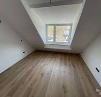 Neuwertige moderne 2-Zimmer-Dachgeschosswohnung in Milbertshofen - München Feldmoching-Hasenbergl