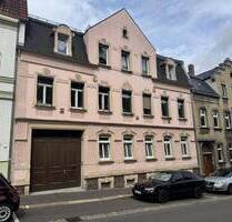 Charmantes Stadthaus mit großem Grundstück und vielseitigen Nutzungsmöglichkeiten in Hartha zu verkaufen