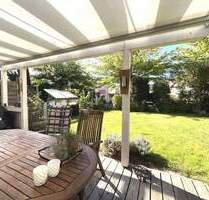 Zentral und Familienfreundlich wohnen in Oberkirch. Endhaus mit gr. Doppelcarport, Keller und schönem Grundstück.