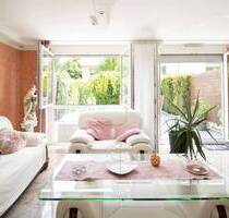 Mediterranes Wohngefühl mit Hauscharakter - großzügige 4,5-Zimmer-Maisonette in Stuttgart-Hausen