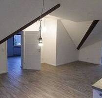 loftartiges Wohnen Balkon saniert modernes Vollbad EBK idyllische Gegend ab sofort frei ! Besichtigung am Montag ! - Hamburg Eißendorf