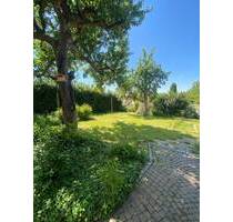 Charmante Doppelhaushälfte mit Garage, Garten, Terrasse und viel Stauraum in Bretten zu verkaufen!