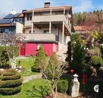 Doppelhaushälfte m. ELW und Weitblick über Bodenmais Gartenidylle trifft auf gepflegte Wohnqualität