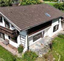 Wohnen am Fuß des Heubergs - Zweifamilienhaus mit großem Garten in Nußdorf am Inn