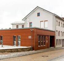 Hochwertiges Wohn- und Geschäftshaus in Ruhmannsfelden