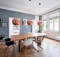 ++ Juwel mit Geschichte - stilvoller Altbau in urbaner Lage ++ - Stuttgart Mitte