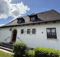 Charmantes älteres Landhaus mit 950m² Grund + 146m² Wohnfläche, Nebengebäude - Höchstadt a.d.Aisch