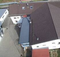 Großzügiges Anwesen bebaut mit einem 5 Parteien-Haus, Garagen und Lagerhallen unweit der A7 in Ebnat - Aalen