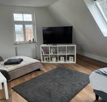 Frisch sanierte 1,5 Zimmerwohnung in zentraler Lage in Bad Cannstatt - Stuttgart