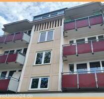 4 6 0,- für FREIE und NEU renovierte 3 2 qm Komfortwohnung mit viel Licht + BALKON + EINBAUKÜCHE - Nürnberg St Leonhard