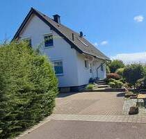 zum Verkauf steht ein top gepflegtes Einfamilienhaus - Braunshorn