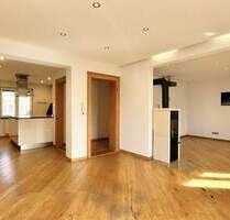 Sonnige Doppelhaushälfte mit viel Potenzial in guter Wohnlage - Klettgau Erzingen