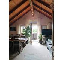 Herrliche Dachgeschosswohnung mit Balkon! - Schönberg