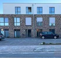 IMMOBILIEN GUMNIOR präsentiert *provisionsfrei*: attraktive 2-Zimmer- Wohnung mit Balkon im Zentrum von Wallenhorst