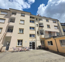 große Wohnung im 3.OG, voll möbliert. - Singen (Hohentwiel)