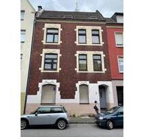 Mehrfamilienhaus mit 4 Wohneinheiten und kleinem Garten! - Duisburg Beeck