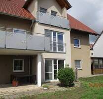 Freistehendes, modernes Einfamilienhaus mit Doppelgarage und 2 Stellplätze in Hausen, OT - Hausen b. Würzburg Rieden