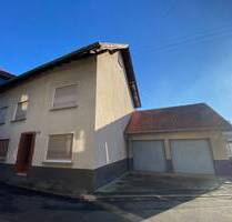 Ein-ZweifamilienhausGenerationenhaus mit Doppelgarage in zentraler Lage in Bad Sobernheim