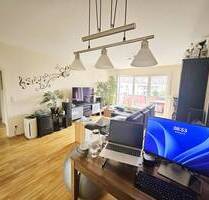 Wunderschöne 3-Zi Wohnung mit Balkon und EBK - Nürnberg Röthenbach b Schweinau