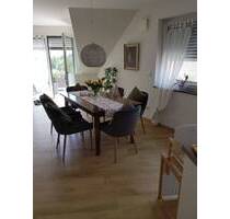 Sonnige 3,5 Dachgeschosswohnung mit Galerie und Balkon - Owingen