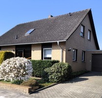 Ein Zuhause zum Wohlfühlen!!! Sehr gepflegt! EG rollstuhlgerecht ! Vollkeller, Garage.. - Erkelenz