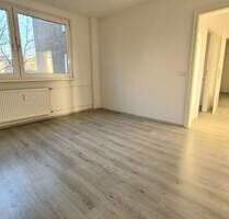 Renovierte 3-Zimmer-Wohnung mit Balkon! - Essen Freisenbruch