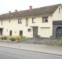 ** GROSSES HAUS MIT 3 WOHNUNGEN **** - Freilingen