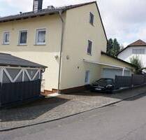 Saniertes und geräumiges Einfamilienhaus in idyllischer Lage - Hohenstein Born
