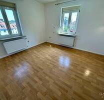 *EINZIEHEN und WOHLFÜHLEN* - 680,00 EUR Kaltmiete, ca.  57,00 m² Wohnfläche in Würzburg (PLZ: 97074) Frauenland