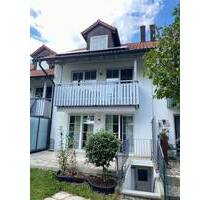 Schönes, gepflegtes Reihenmittelhaus mit Garage in bevorzugter Lage von Jettingen - Bezug zum 01.09.2025 - Jettingen-Scheppach