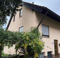 Doppelhaushälfte, 121 m² Wfl, 3 Wohnebenen, 5 Schlafzi., 229 m² Grund in Höchstadt Mitte - Höchstadt a.d.Aisch