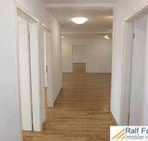 Trier-Euren, moderne Büro- Gewerbefläche zu vermieten.