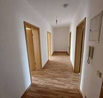 2-Zi.-Whg. mit Tageslichtbad und Stellplatz am Stadtrand von Döbeln