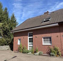 PURNHAGEN-IMMOBILIEN - Vegesack, zweite Baureihe, gepfl. Doppelhaushälfte aus 1987 mit Garage - Bremen Fähr-Lobbendorf