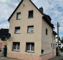 Viel Platz für die Familie - 175.000,00 EUR Kaufpreis, ca.  138,00 m² Wohnfläche in Borna (PLZ: 04552) Thräna