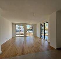 Helle 3-Zimmer-Erdgeschosswohnung mit zwei Terrassen und Garten - München Feldmoching-Hasenbergl