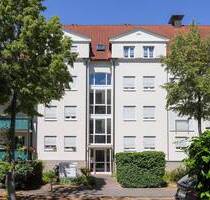 +++ Charmante 3-Zimmer-Wohnung im Lindenpark mit Balkon und Tiefgaragenstellplatz +++ - Dresden