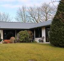 Energieeffizienter Winkelbungalow in Kakenstorf – Charmantes Einfamilienhaus mit optionaler Einliegerwohnung