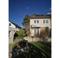 Doppelhaushälfte mit schönem Garten in ruhiger Lage - Forchheim Kersbach