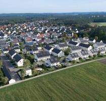 Erstbezug! Hochwertig ausgestattetes RMH im familienfreundlichen Neubaugebiet! - Eckersmühlen
