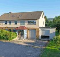 Viel Platz zum Wohnen und Arbeiten - Ein- bis Zweifamilienhaus in Reichensachsen - Wehretal